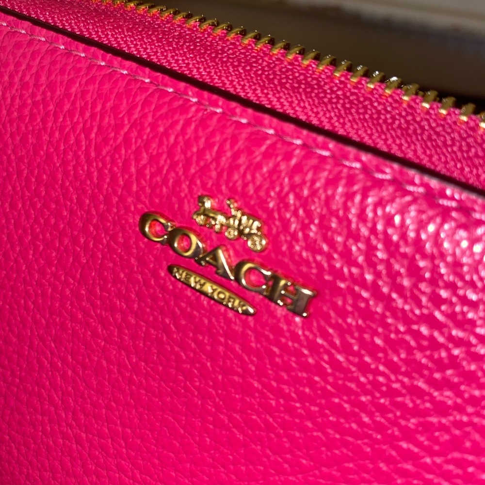 Coach Wallet - Picture 2 of 4